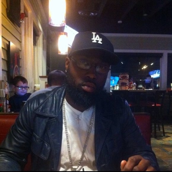 Meet your Posher, Aaron - Picture 1 of 1